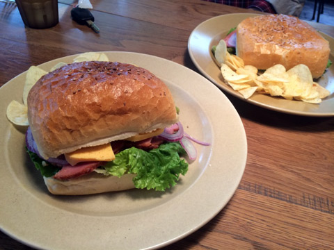 TRUCK bird カフェ サンドイッチ